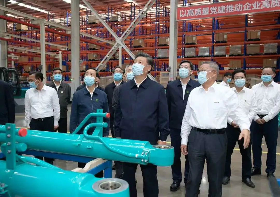 利来老牌国际官网智能第一时间转达学习贯彻习近平总书记考察利来老牌国际官网智能的主要讲话精神