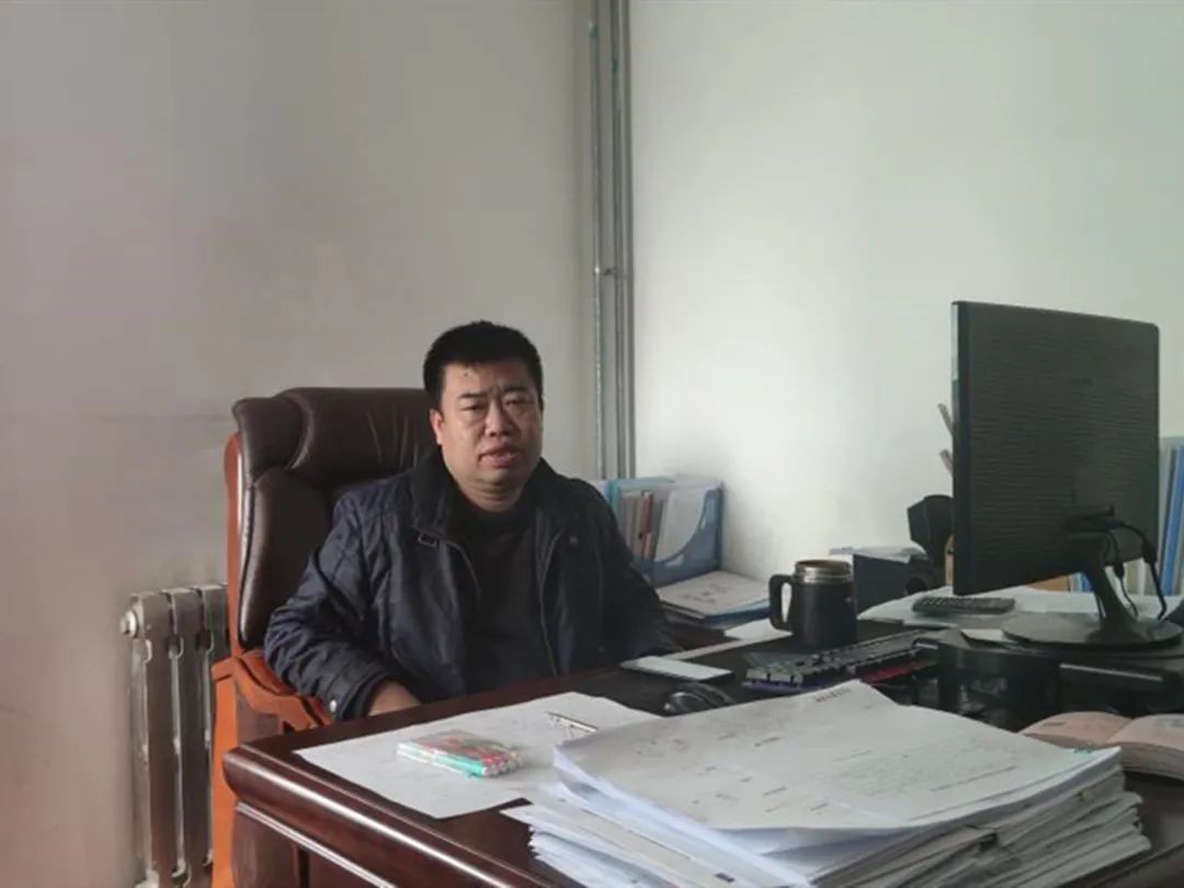 金戈铁马工程路 风雨无阻选利来老牌国际官网