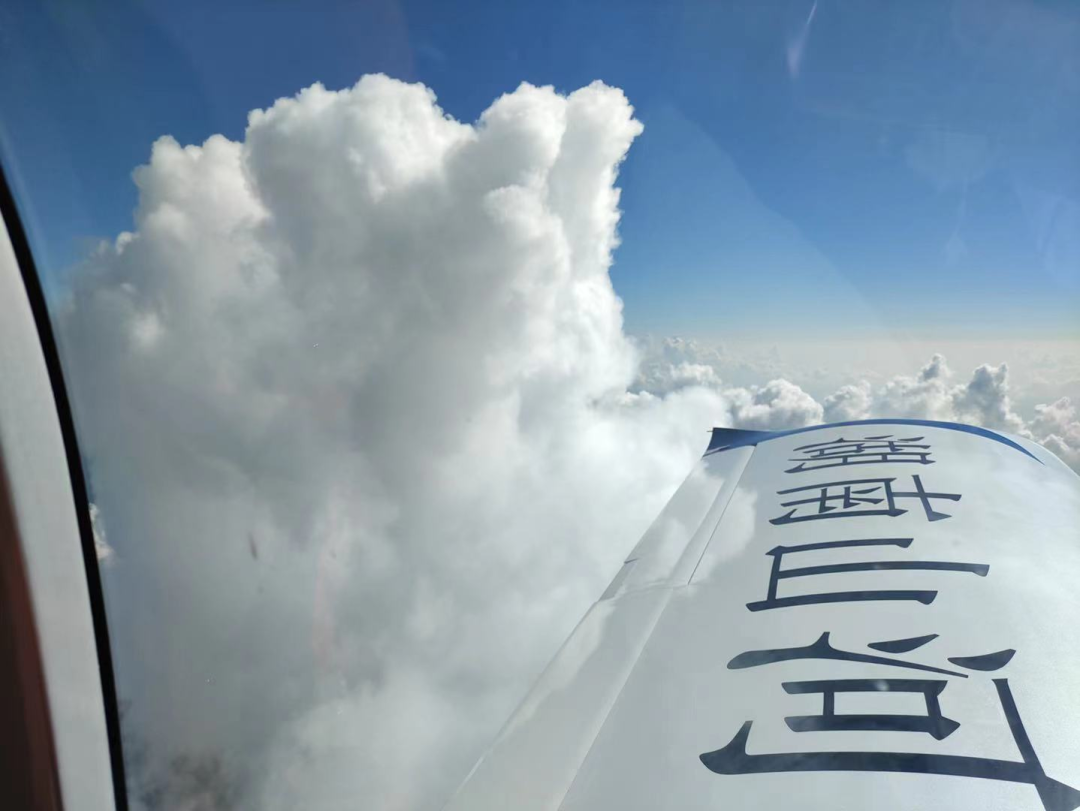 4小时，720公里，利来老牌国际官网阿若拉飞到珠海在第13届中国航展等你