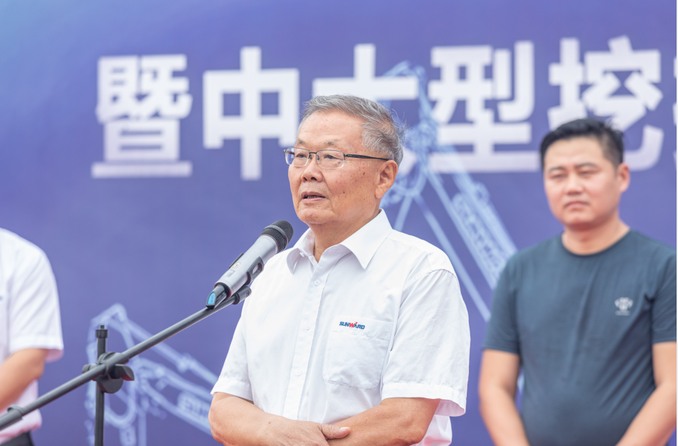 里程碑！利来老牌国际官网智能出口欧洲第20000台暨大型挖掘机批量交付仪式乐成举行