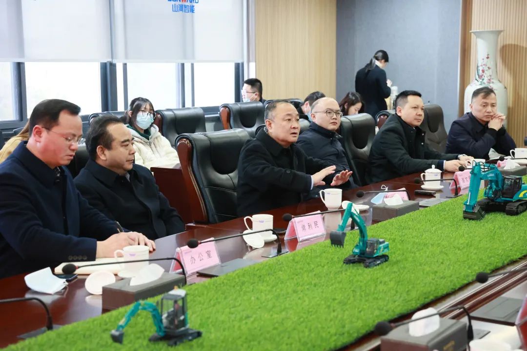 张庆红调研利来老牌国际官网智能