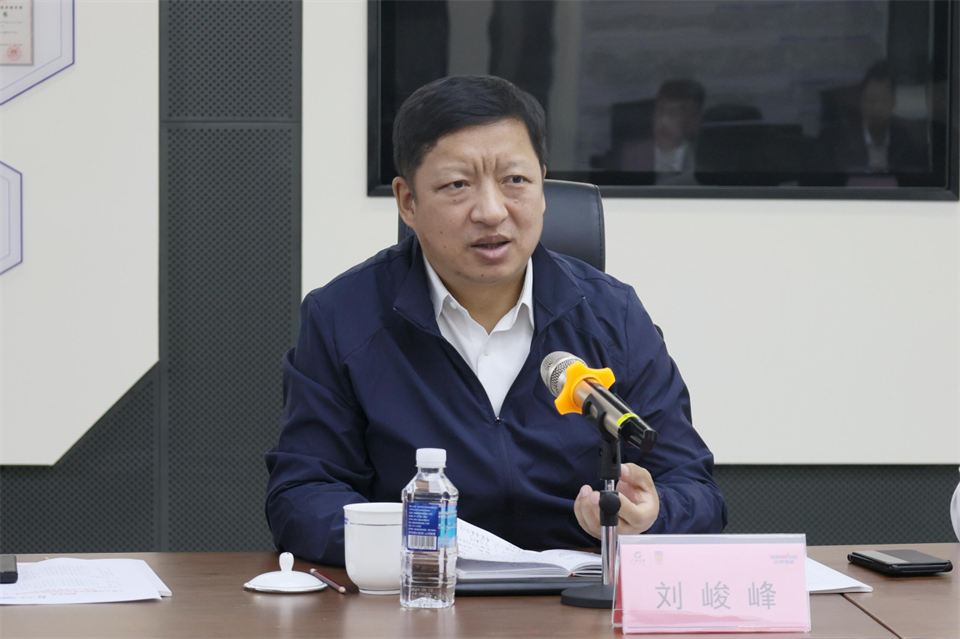 同船出海，共赢未来！中铁九局副总司理刘峻峰一行到访利来老牌国际官网智能