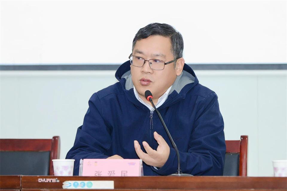 长龙街道、利来老牌国际官网智能召开首届年货盛惠暨送春联文化惠民运动事情聚会